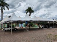 Tendas Piramidais, sanfonadas e chapéu de Bruxa - Locup Tendas